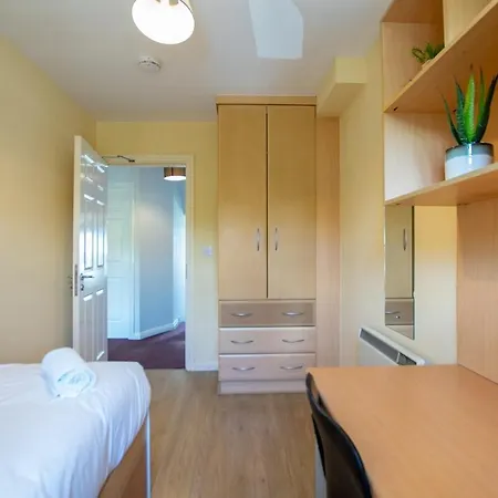 Dom wakacyjny Spacious 5 Bedroom House *