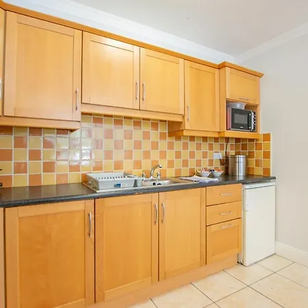Dom wakacyjny Spacious 5 Bedroom House *